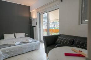 Cozy Apartment For 2 In Athens